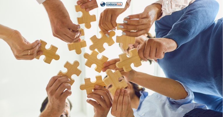 전문가 인플루언서 마케팅: 아세안에서 B2B 기업을 위한 새로운 이점 Mekonglink, M-expert, Expert Influencer Marketing, co-creation, 전문가 인플루언서