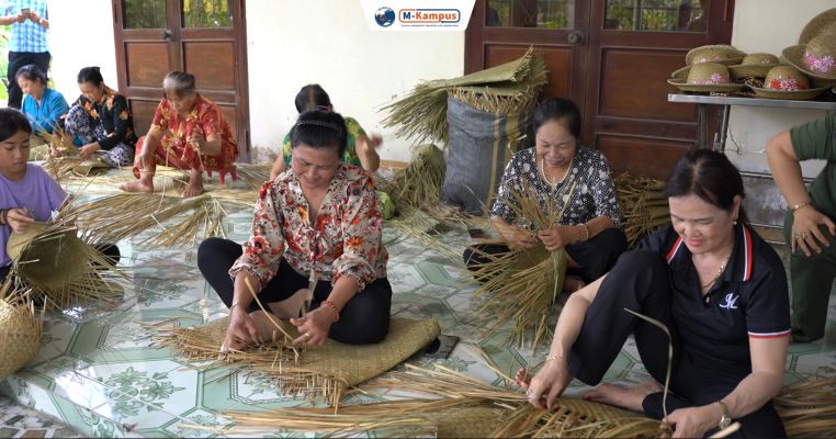 UICG Model (University – Industry – Community – Government): The Missing Piece for ASEAN’s Sustainable Development 2025 Mekonglink, UICG model, Collaboration Model, Sustainable Development