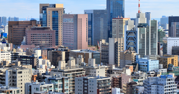 According to Markets & Markets (2024), the global construction glass market was valued at around USD 112 billion in 2024, with an expected CAGR of 5.2% through 2029.  Window film, Mekonglink